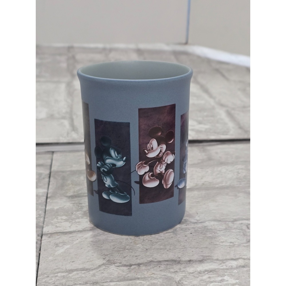 Walt Disney World Parks Mickey‎ Mouse Emotions Blue Coffee Tea Mug Cup 12oz - Picture 3 of 10